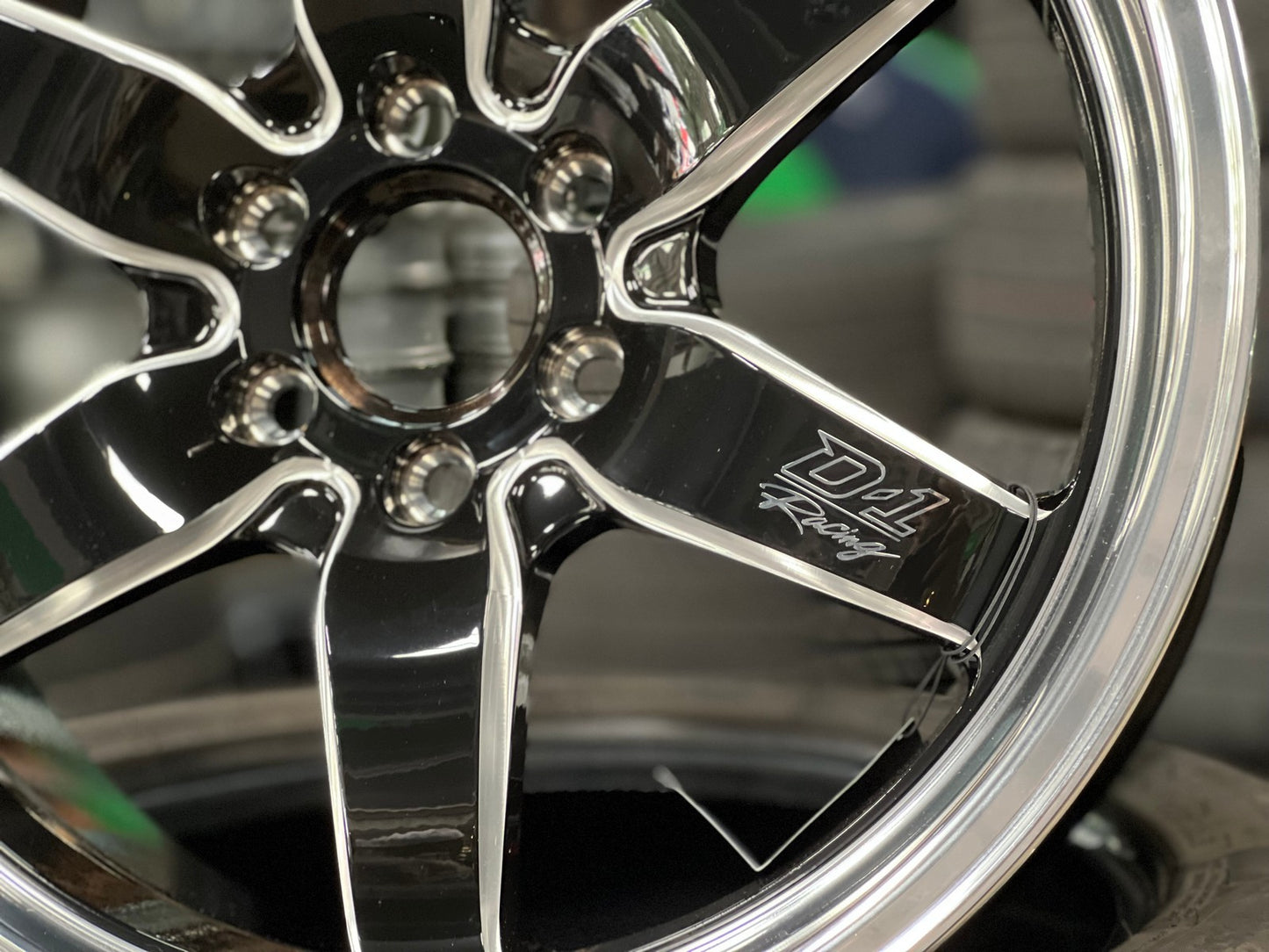 New 18X9.5 ET25 Lenso D1 Racing Rim (4 wheel) Gloss Black 6X114.3