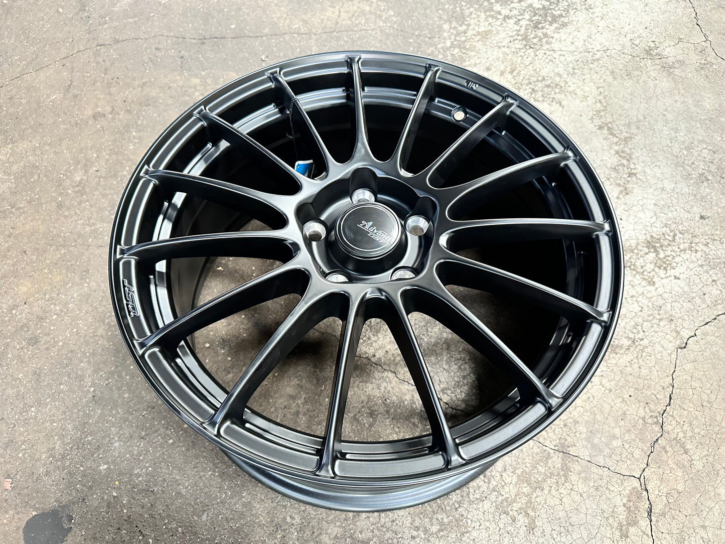 New 17X7.5 ET45 Advanti Inizio Rim (4 wheel) 5X114.3