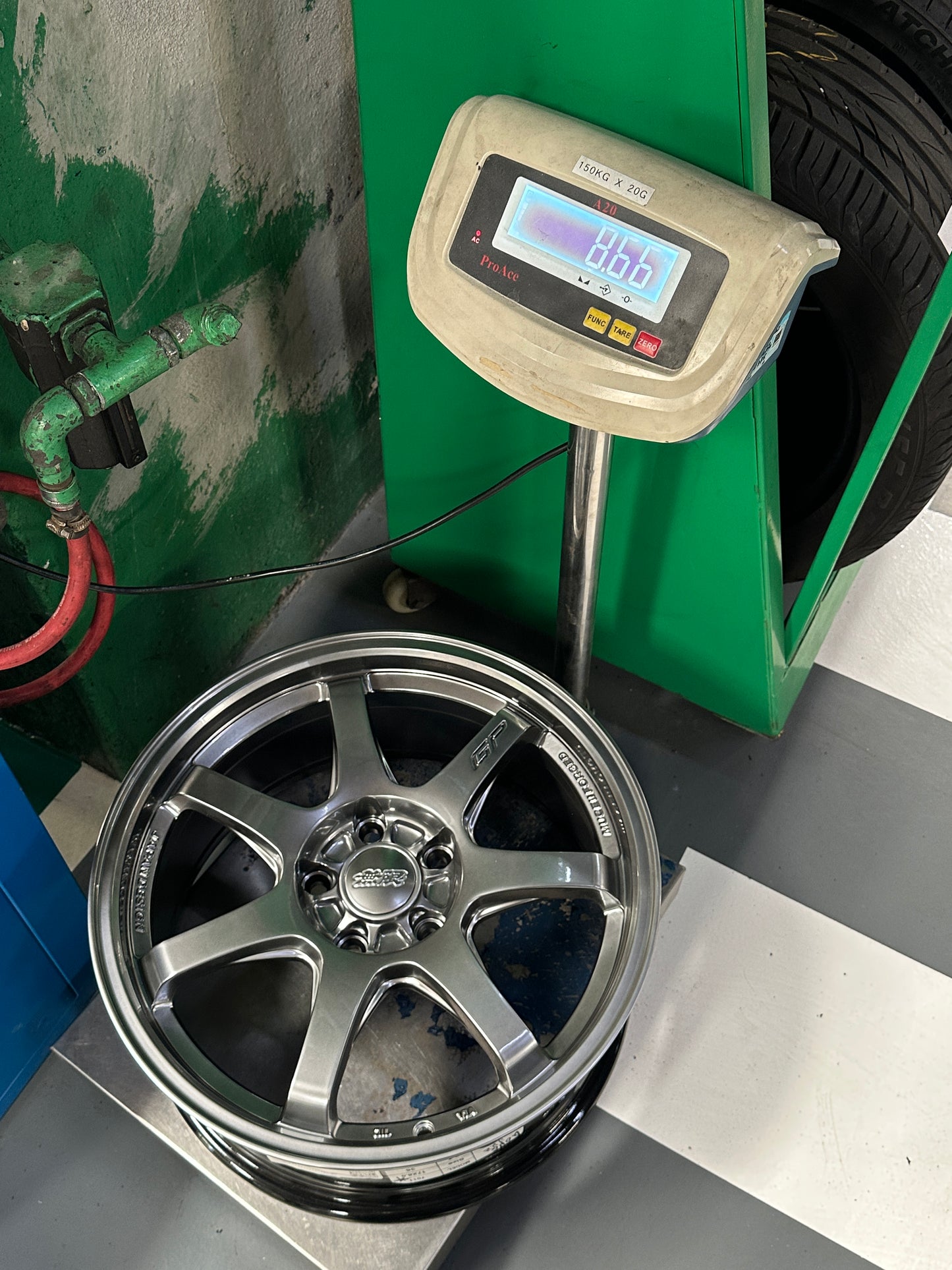 New 17x8 ET35 Mugen GP Design (4 wheel) 5x114.3 Hyper Black