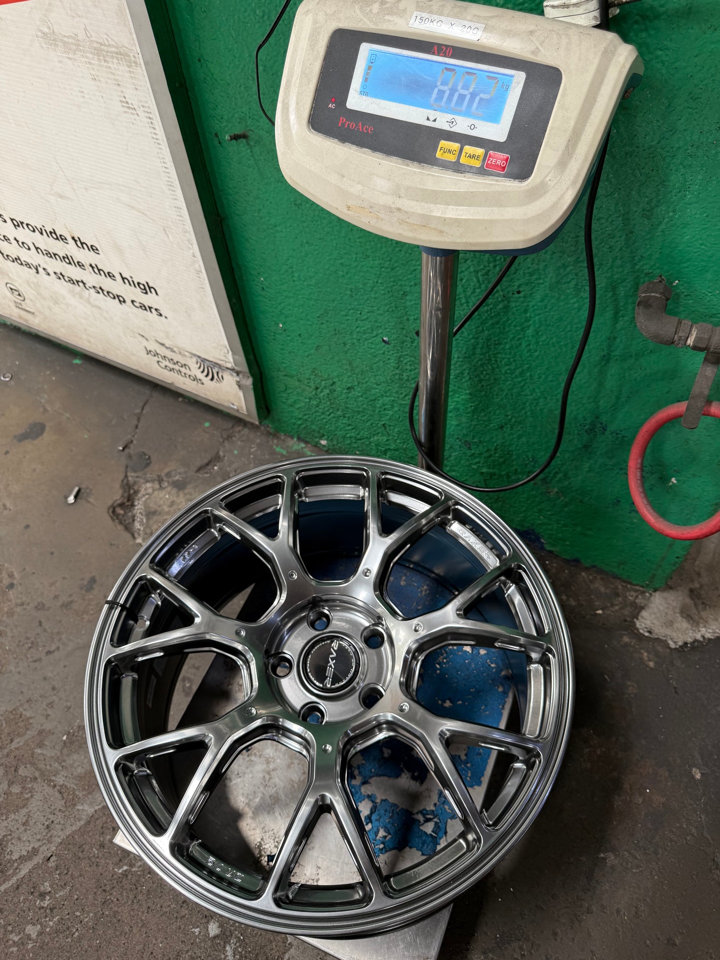 New 18x8.5 ET42 Raxer ZR72 Rim (4 wheel) Hyper Black 5x114.3