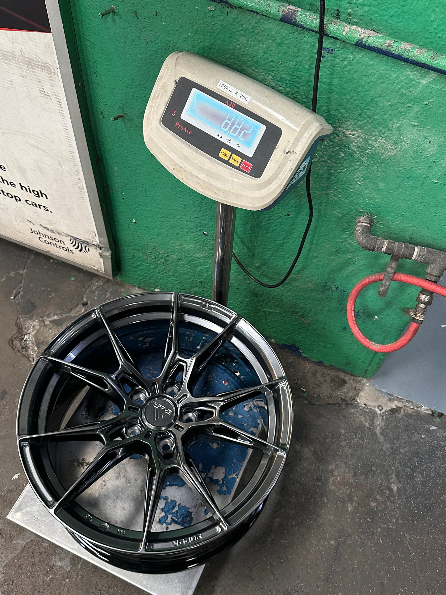 New 18x8.5 ET35 Vogue Wheel F22 Rim (4 wheel) Hyper Black 5x114.3