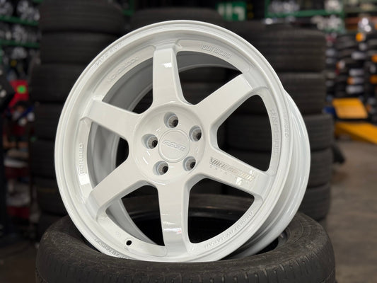 New 17X8 ET35 AOW Flow Formed TE37 Rim (4 wheel) Gloss White 5X100