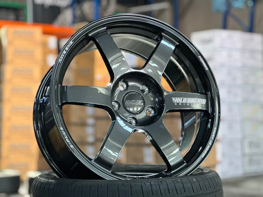 NEW 18X8.5 ET42 AOW TE37 Saga S Plus Rim (4 wheel) Dark Gunmetal 5X112
