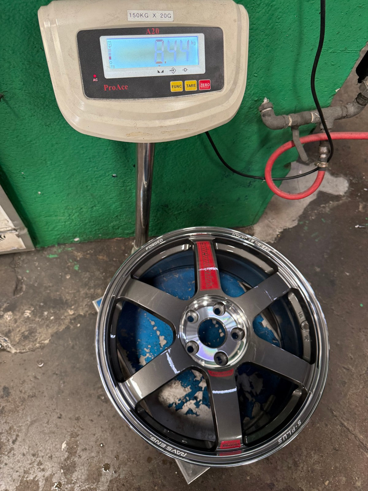 New 18X8 ET45 AOW Flow Formed TE37 SAGA Rim (4 wheel) Gloss Gunmetal 5X114.3