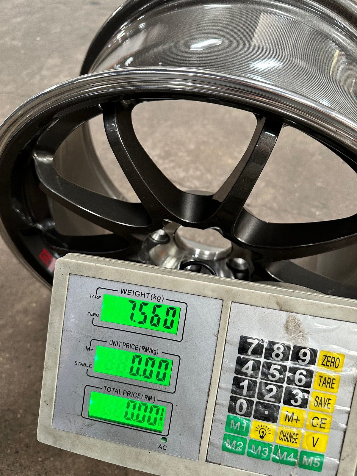 New 17X8 ET35 AOW Flow Formed CE28SLRim (4 wheel) Gloss Gunmetal 5X114.3