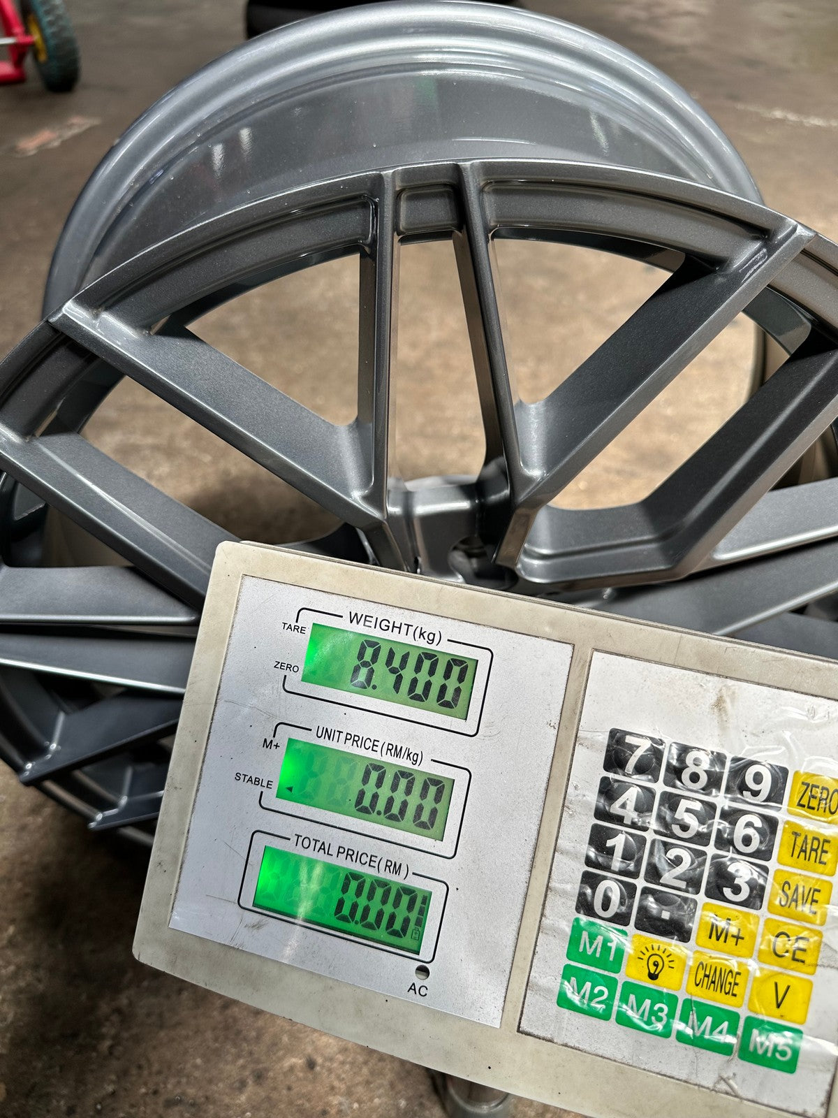 New 17X7.5 ET40 VFF107 Design Rim (4 wheel) Gloss Gunmetal 4X100