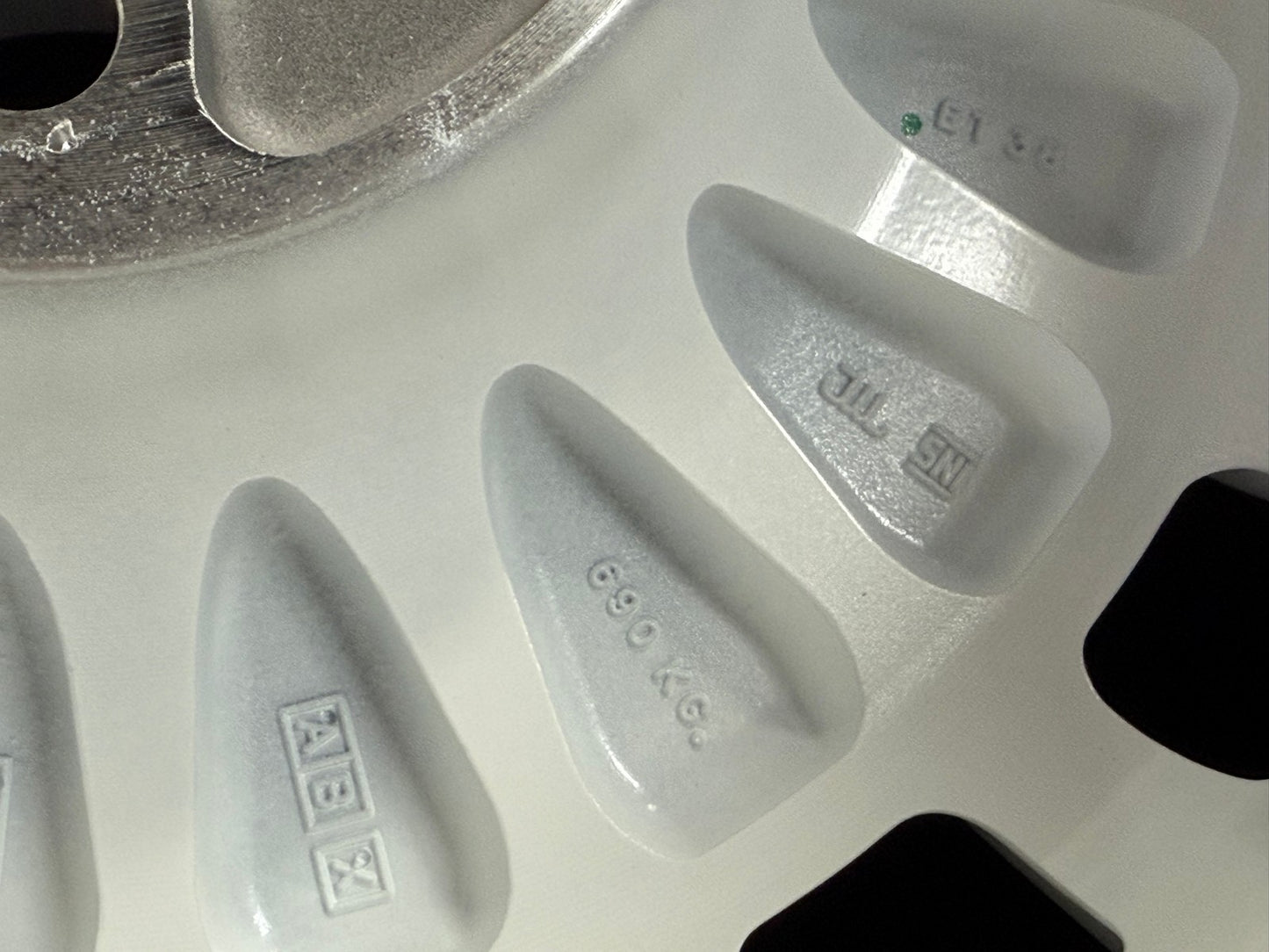 New 15X7 ET38 Lenso DTM Rim (4 wheel) Gloss White 4X100