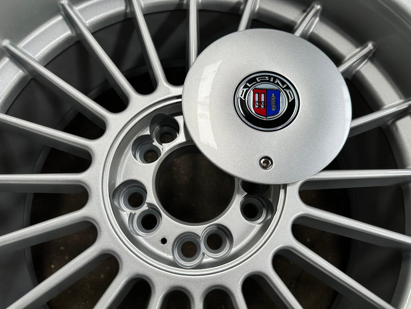 New 18X8.5 ET13 Alpina Classic Rim (4 wheel) Gloss Silver 5X120