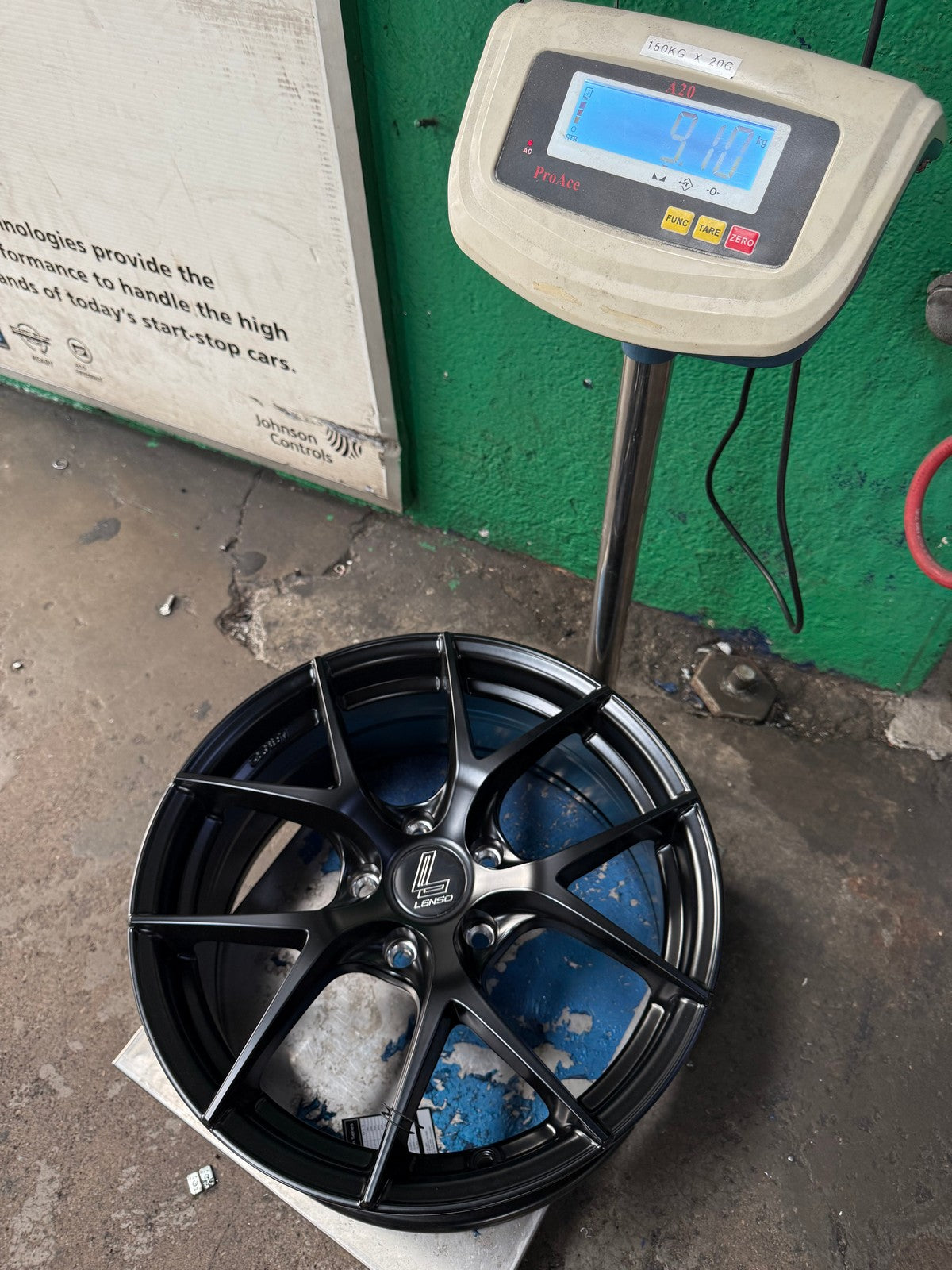 New 17X7.5 ET35 Lenso Jager Dyna Rim (4 wheel) Matt Black 5X112