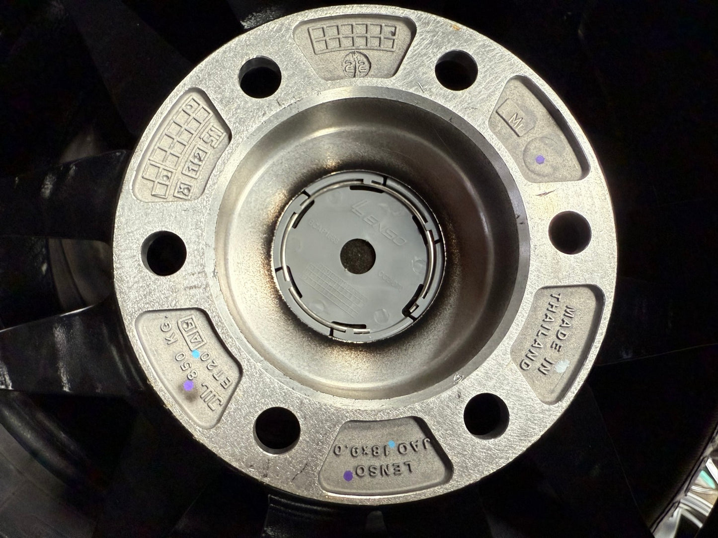 New 18X9 ET20 Lenso Jager Quinta Rim (4 wheel) Gloss Black 6X139.7