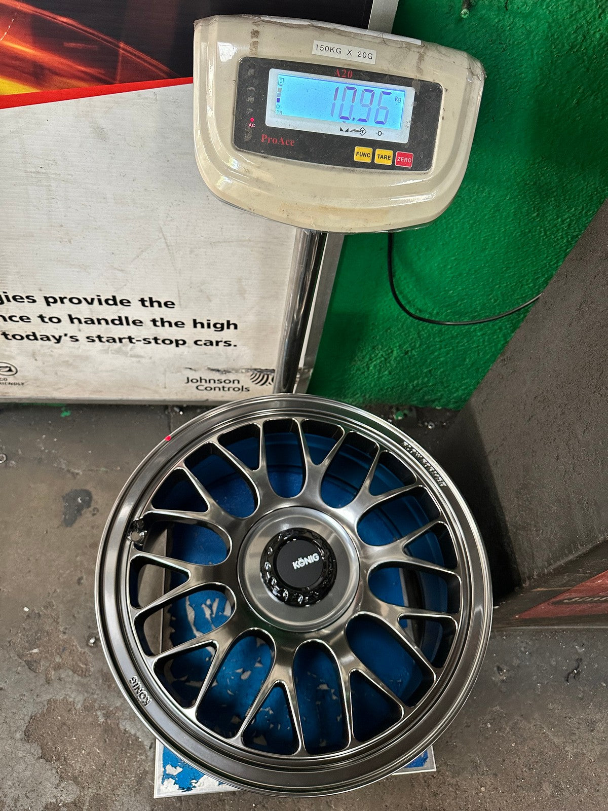 New 18X8.5 ET42 Konig MRK1 Rim (4 wheel) Gloss Gunmetal 5X112