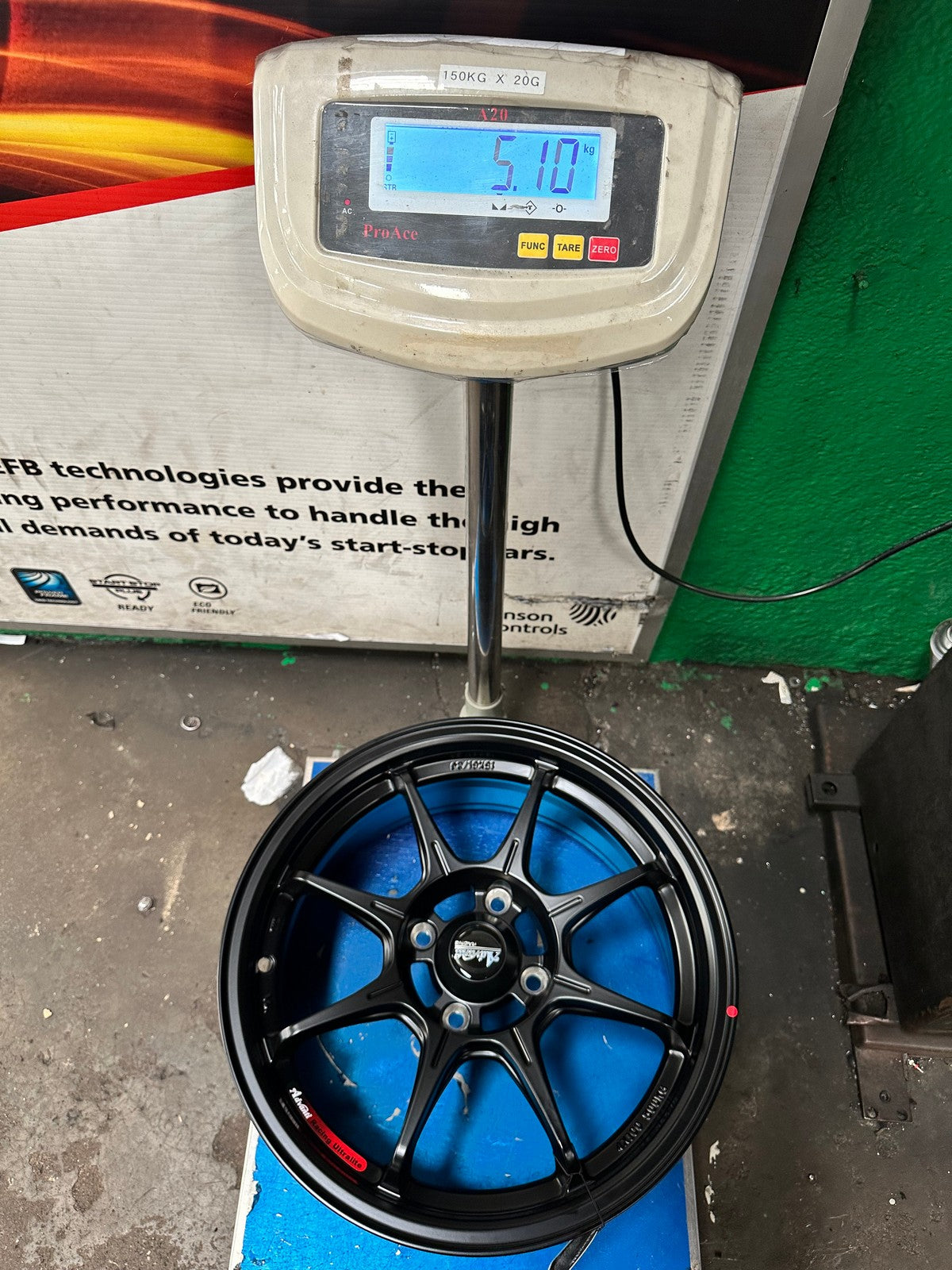 New 15X6.5 ET38 Advanti MI526 Rim (4 wheel) Matt Black 4X100