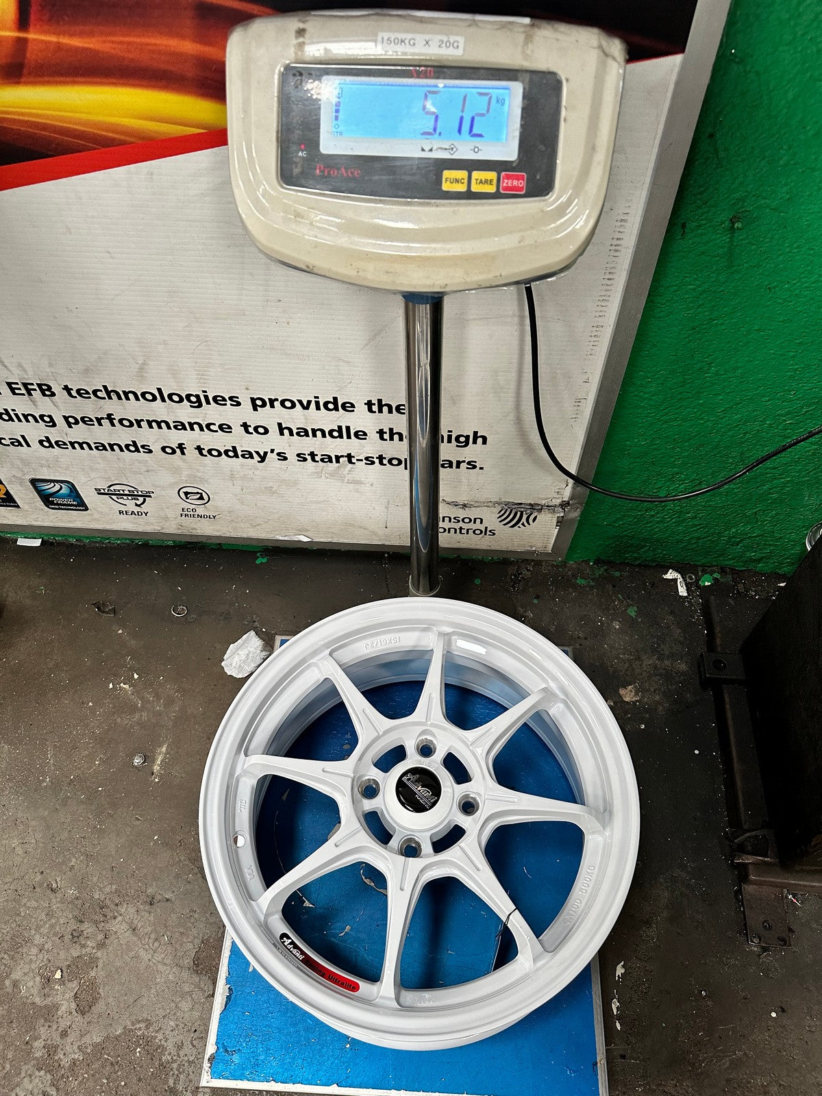 New 15X6.5 ET38 Advanti MI526 Rim (4 wheel) Gloss White 4X100