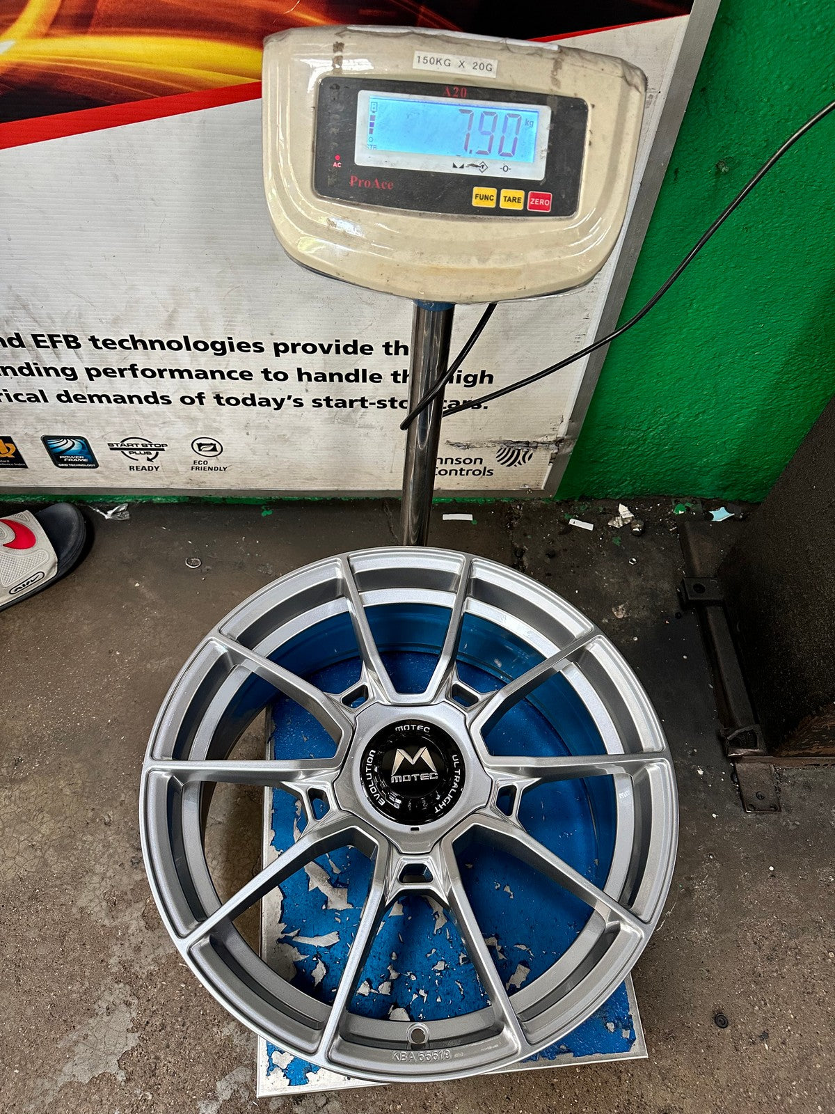 New 18X8 ET45 Motec MCR5 Rim (4 wheel) Gloss Gunmetal 5X112