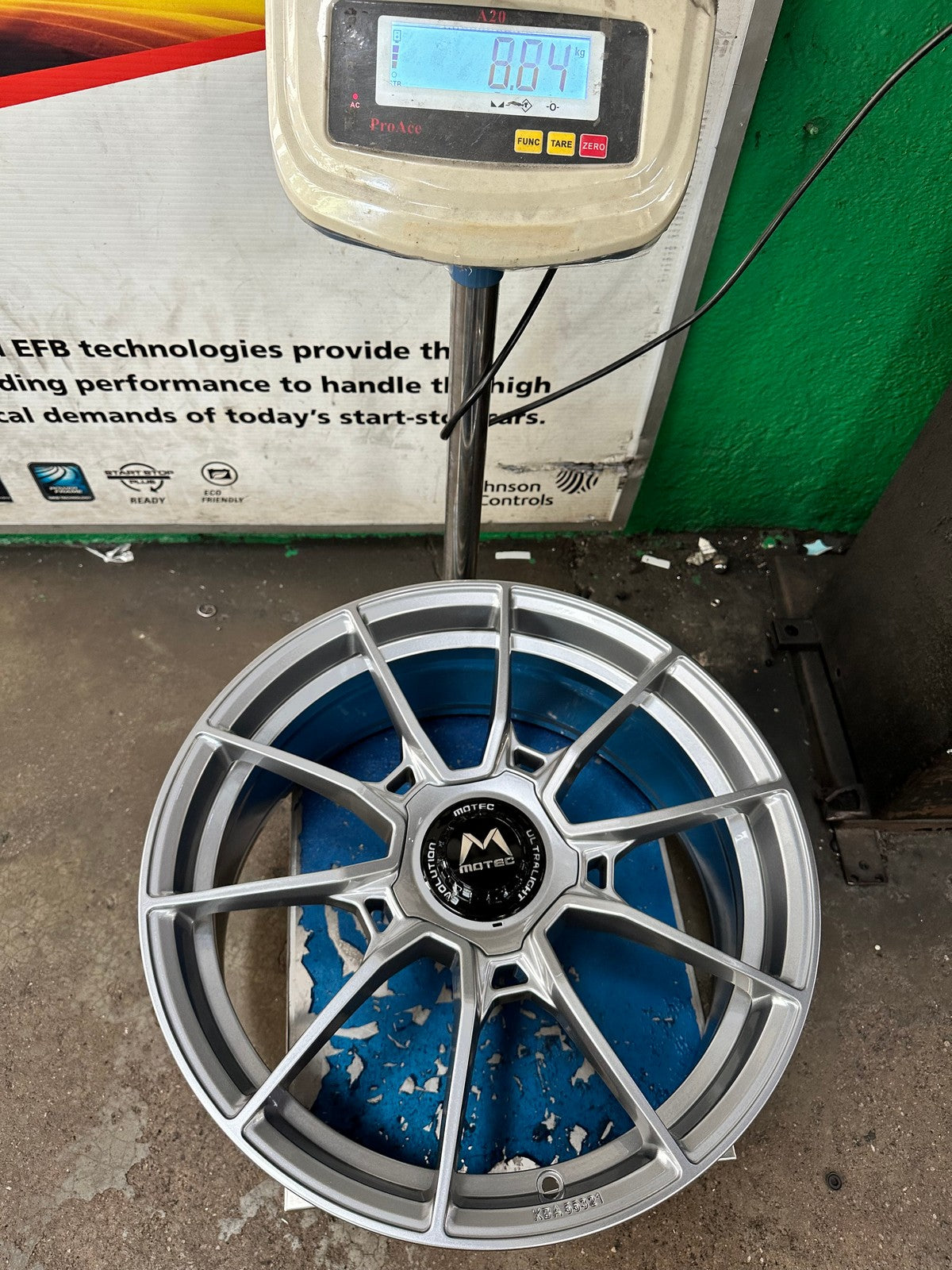 New 19X8.5 ET43 Motec MCR5 Rim (4 wheel) Gloss Gunmetal 5X112