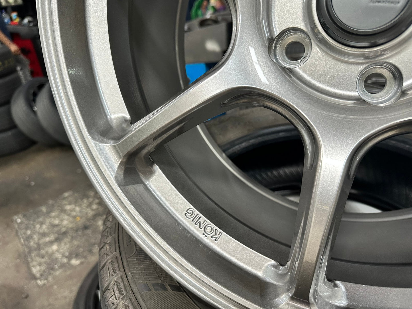 New 18X8.5 ET35 Konig Ultragram Rim (4 wheel) Dark Gunmetal 5X114.3