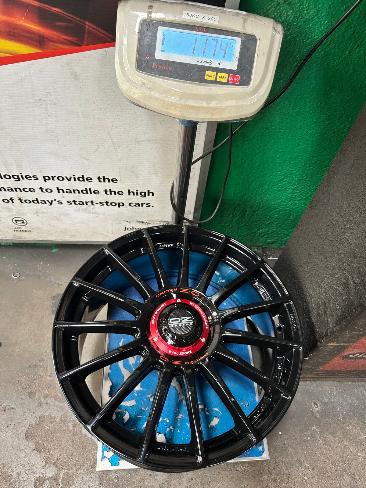 New 19X8.5 ET44 OZ Racing Super Evoluz Rim (4 wheel) Gloss Black 5X112