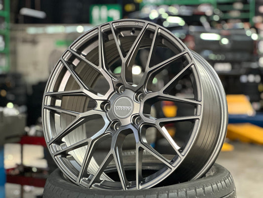 New 18X8.5 ET43 Varro VD06X Rim (4 wheel) Matt Gunmetal 5X114.3