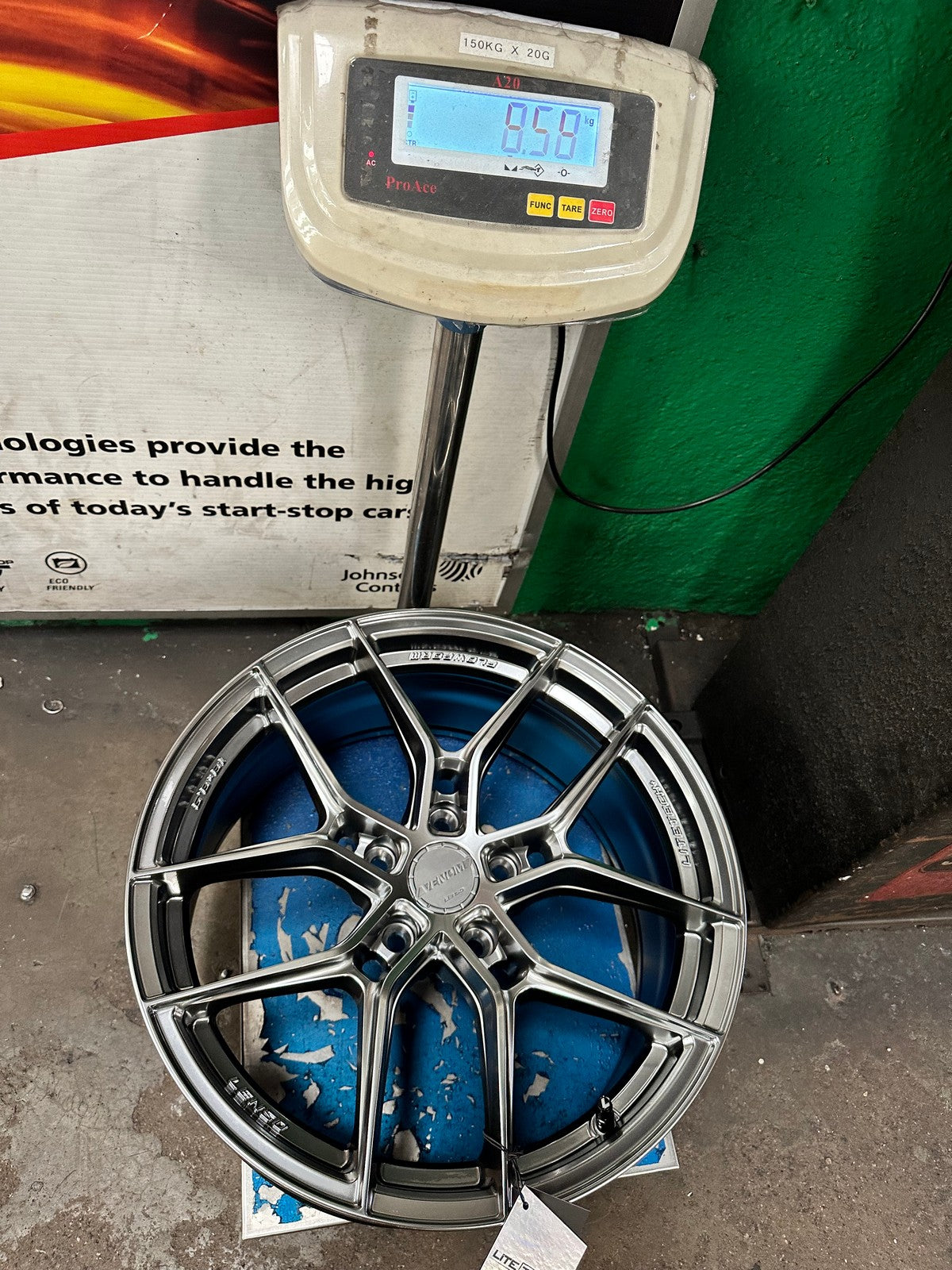 New 18X8.5 ET35 Lenso V3N Rim (4 wheel) Hyper Black 5X114.3