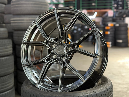 New 18X8.5 ET40 Vogue VWF168 Rim (4 wheel) Hyper Black 5X114.3