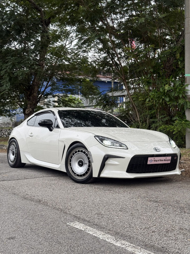 New 17X8 ET33 Mecedes Design Monoblock Rim (4 wheel) Gloss Silver 5X112