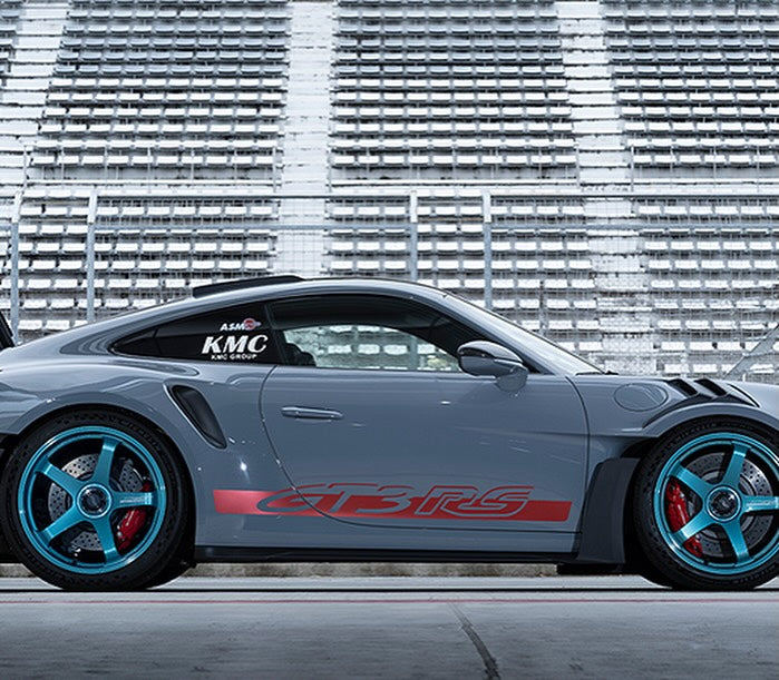 New 20x10 ET45 21x13 ET31 Advan Racing GT Porsche 992 GT3 RS 1X130 Turquoise Blue