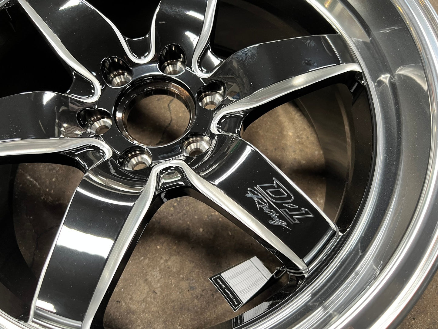 New 18X9.5 ET25 Lenso D1 Racing Rim (4 wheel) Gloss Black 6X114.3