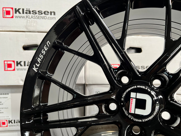 New 18X8.5 ET43 Klassen ID F53R Rim (4 wheel) Gloss Black 5X114.3