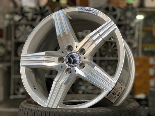 New 18X8.5 ET42 TCK Racing Rim (4 wheel) Gloss Silver 5X112