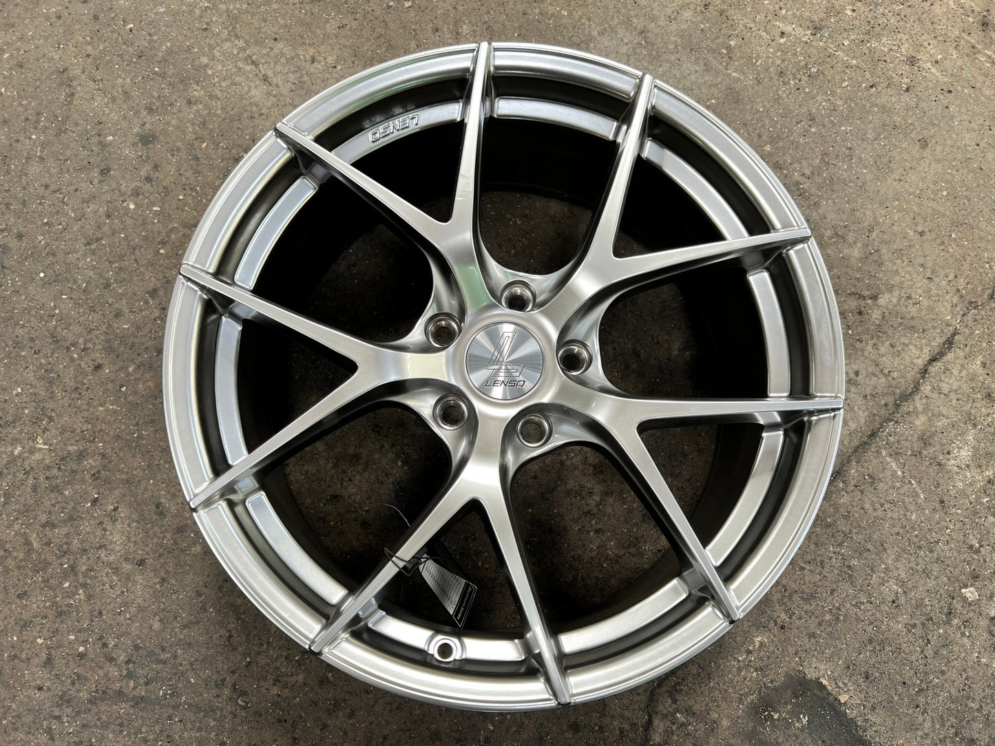 New 18X8.5 ET42 Lenso Jager Dyna Rim (4 wheel) Gloss Silver 5X114.3