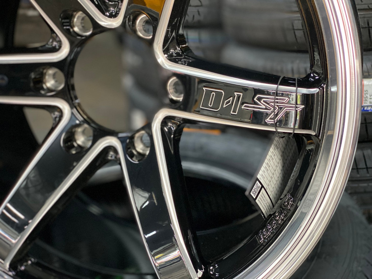 New 18X9.5 ET25 Lenso Project D1ST Rim (4 wheel) Gloss Black 6X139.7