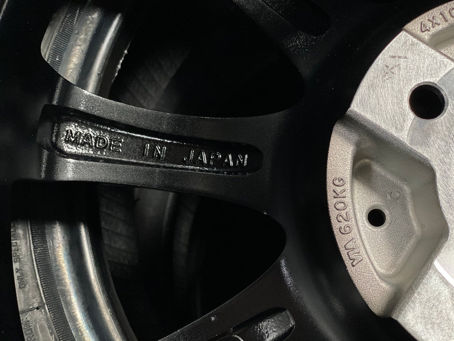 New 17X6.5 ET40 Impul Aura SX-10 Rim (4 wheel) Gloss Black 4X100