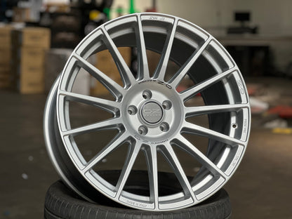 New 21X10.5 ET28 OZ Racing Superturismo Rim (4 wheel) Matt Silver 5X112