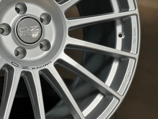 New 21X10.5 ET28 OZ Racing Superturismo Rim (4 wheel) Matt Silver 5X112