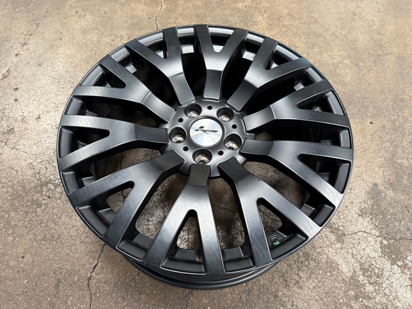 New 20X8.5 ET45 Kahn RS Design Rim (4 wheel) Matt Black 5X114.3