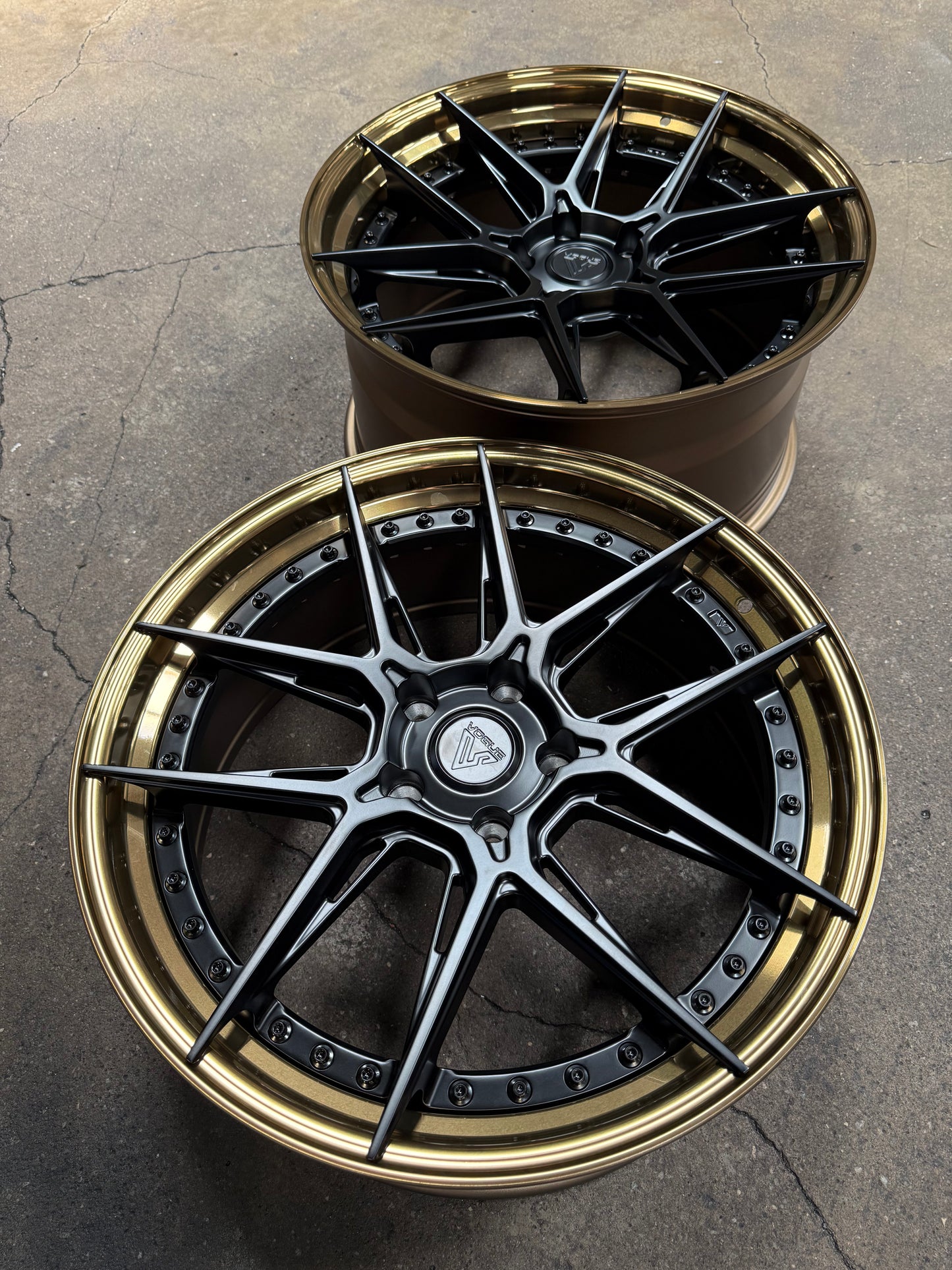 New 20x8.5 ET33 20x10 ET40 Vogue Wheel X01 (4 wheel) 5x120 Black Gold