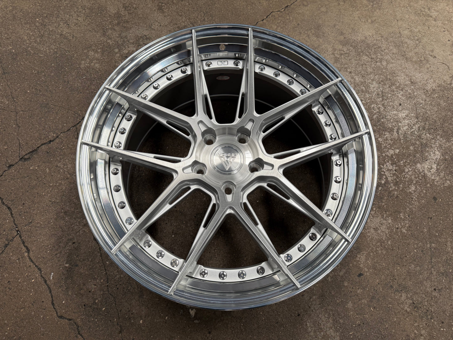 New 20x8.5 ET33 20x10 ET40 Vogue Wheel X01 (4 wheel) 5x120 Silver