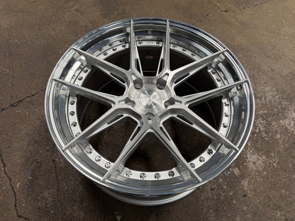 New 20x8.5 ET33 20x10 ET40 Vogue Wheel X01 (4 wheel) 5x120 Silver