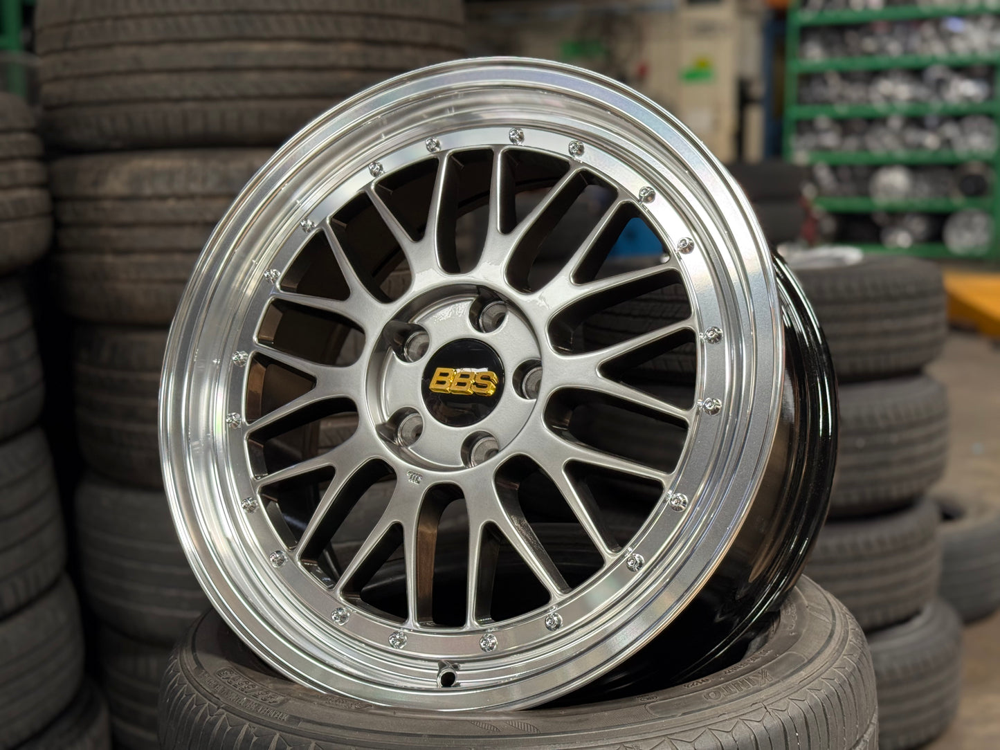 NEW 18X8 ET42 AOW LM Flow Formed Rim (4 Wheel) Hyper Black Polished Lip 5X112
