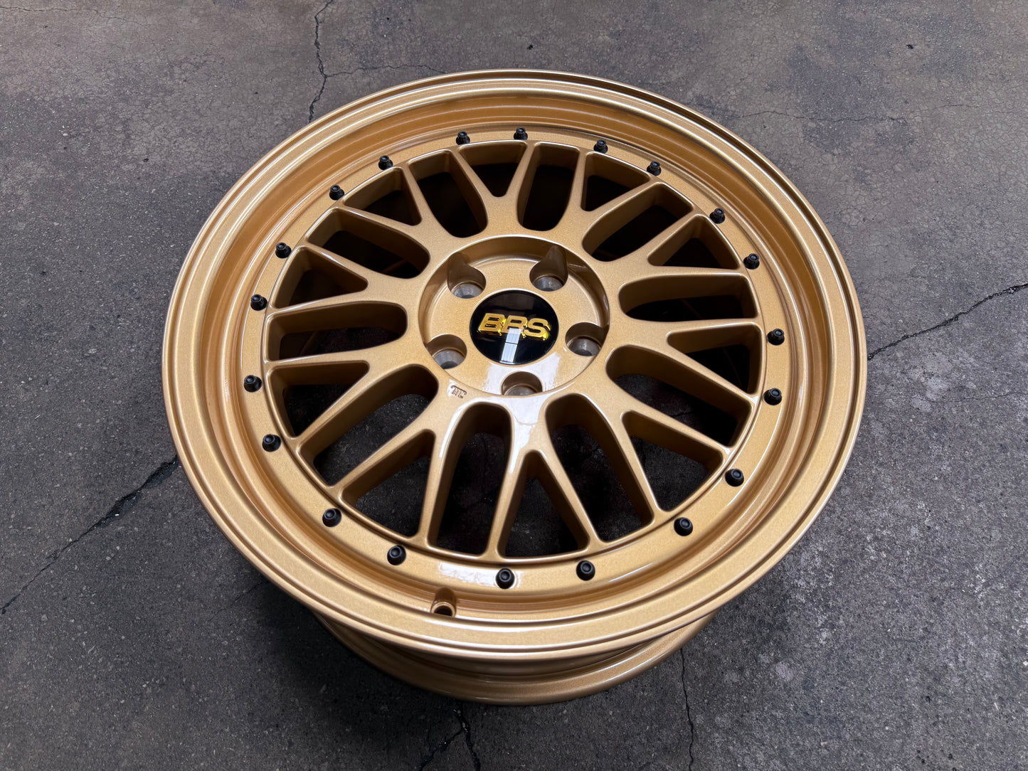 NEW 18X8 ET42 AOW LM Flow Formed Rim (4 Wheel) Light Gold 5X112