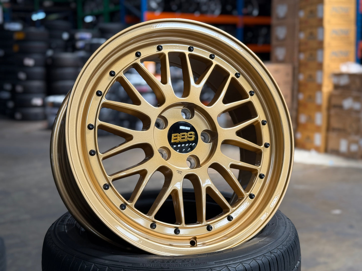 NEW 18X8 ET42 AOW LM Flow Formed Rim (4 Wheel) Light Gold 5X112