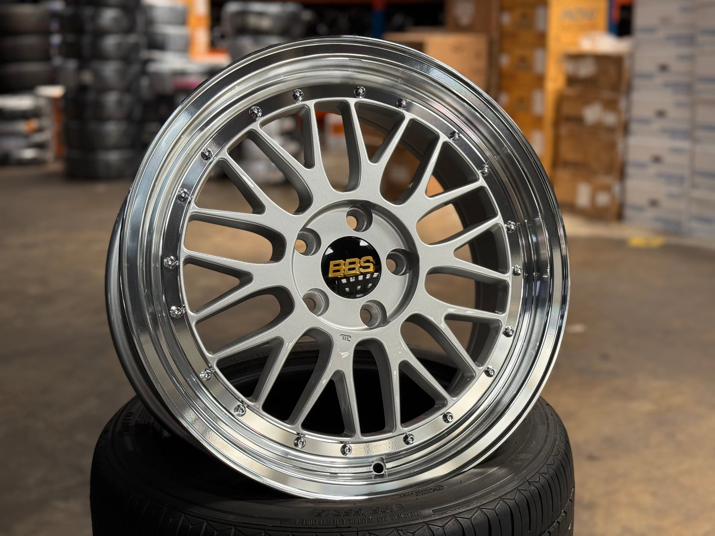 NEW 18X8 ET42 AOW LM Flow Formed Rim (4 Wheel) Silver Polished Lip 5X112
