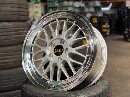 NEW 18X8 ET42 AOW LM Flow Formed Rim (4 Wheel) Silver Polished Lip 5X112