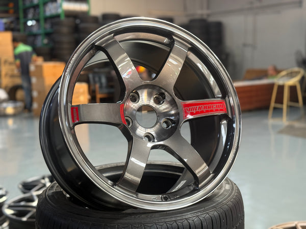 New 18x9.5 ET38 Rays TE37 SAGA SL (4 wheel) 5x120 Press Graphite