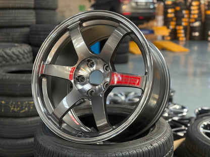 New 18x9.5 ET38 Rays TE37 SAGA SL (4 wheel) 5x120 Press Graphite