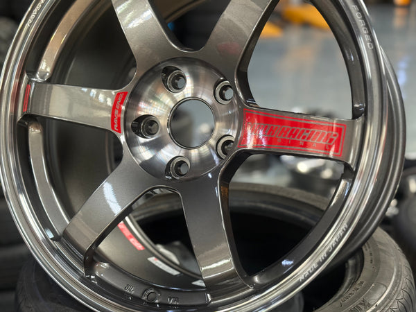 New 18x9.5 ET38 Rays TE37 SAGA SL (4 wheel) 5x120 Press Graphite