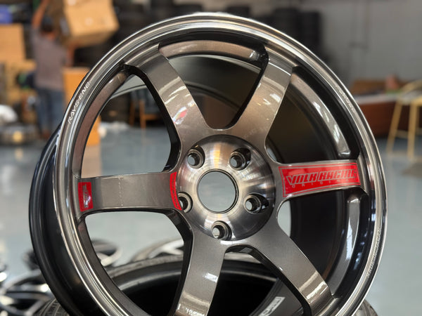 New 18x9.5 ET38 Rays TE37 SAGA SL (4 wheel) 5x120 Press Graphite