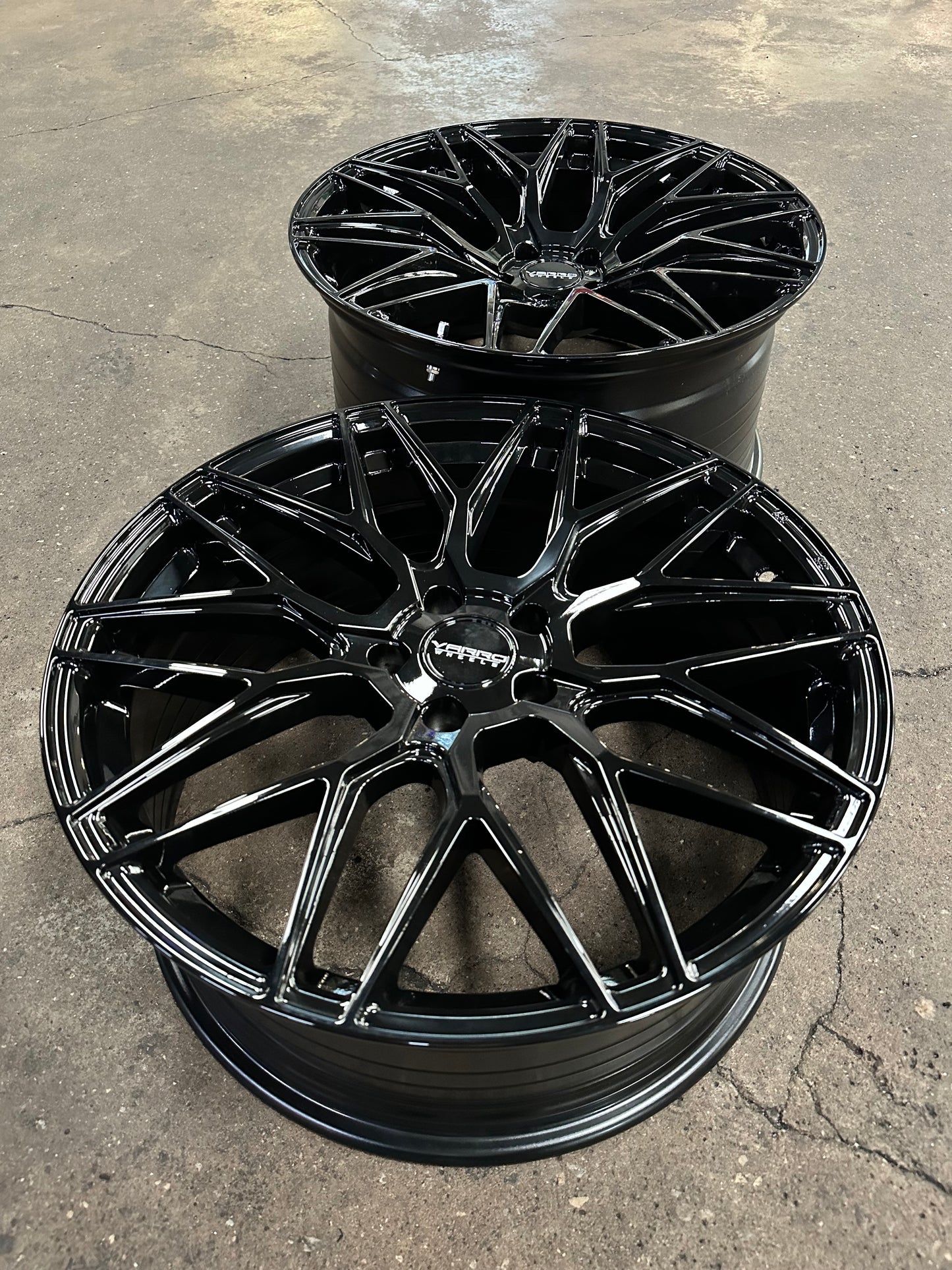New 20x8.5 ET30 20x10 ET38 Varro VD60X (4 wheel) 5x114.3 Gloss Black