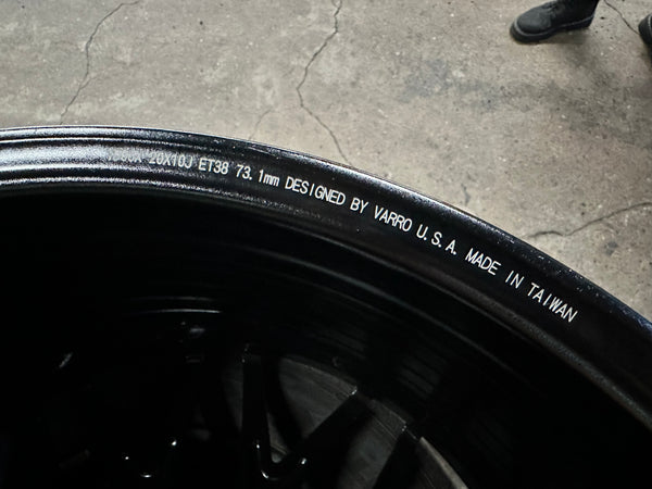 New 20x8.5 ET30 20x10 ET38 Varro VD06X (4 wheel) 5x112 Gloss Black