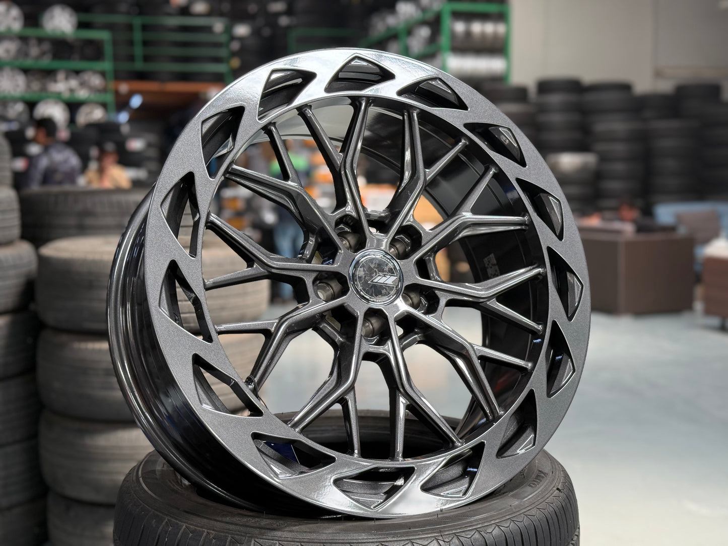 New 20x9 ET35 305Forged FF8 (4 wheel) 5x108 Gun Metal